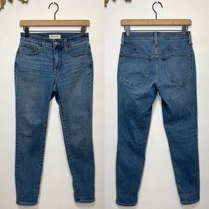 Madewell Curvy Roadtripper Jeans